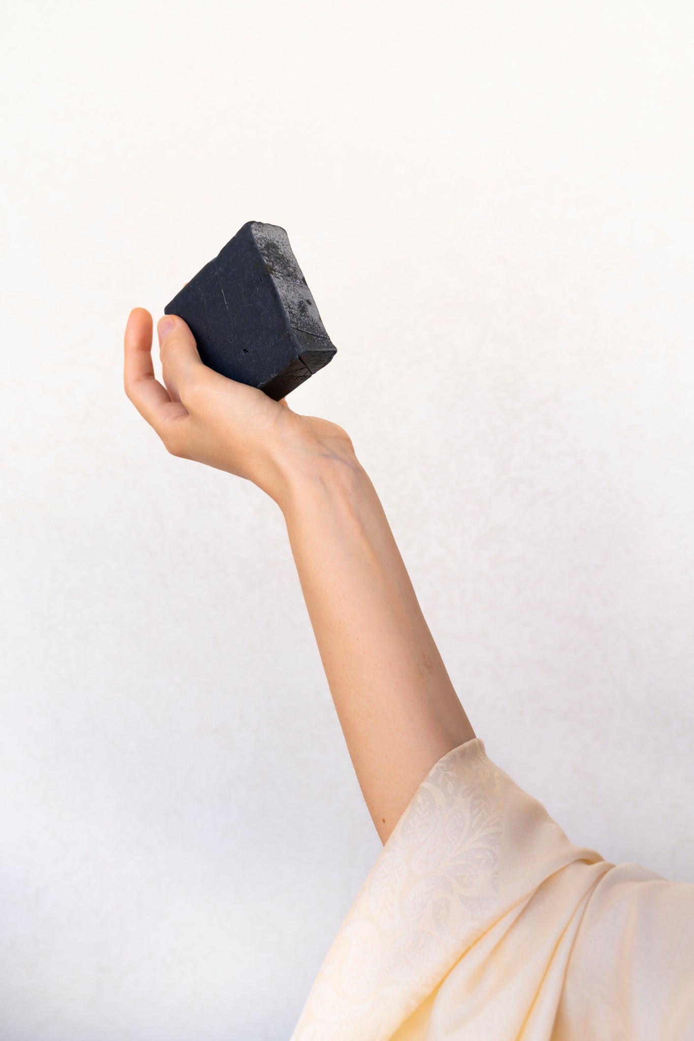 Charcoal<br><em>AloeVera Face Bar</em>